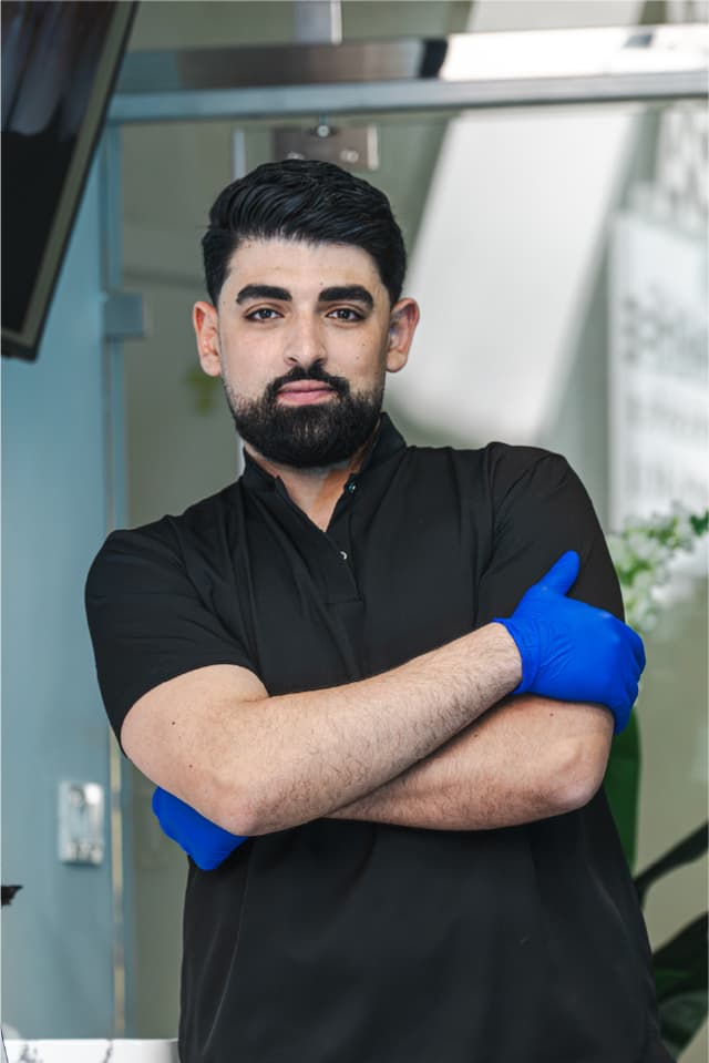 Dr. Omar Boukharfien — Chirurgien-Dentiste